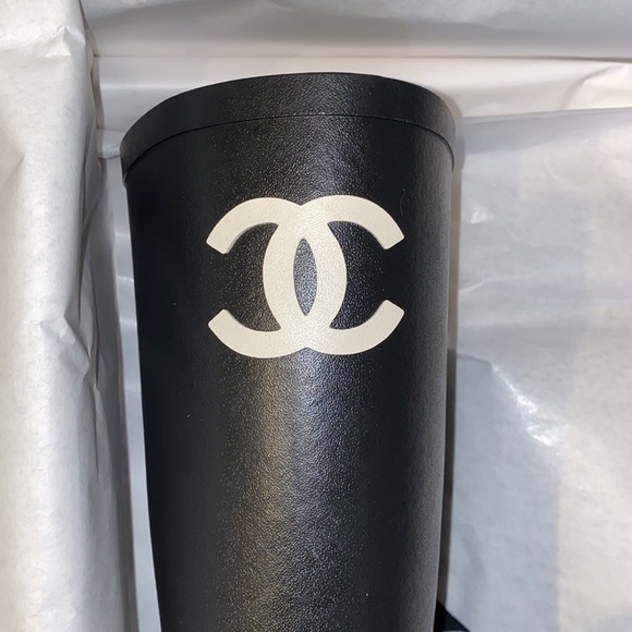 CHANEL Rain Boots NIB Auth - Picture 3 of 11